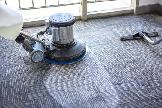 Carpet cleaner